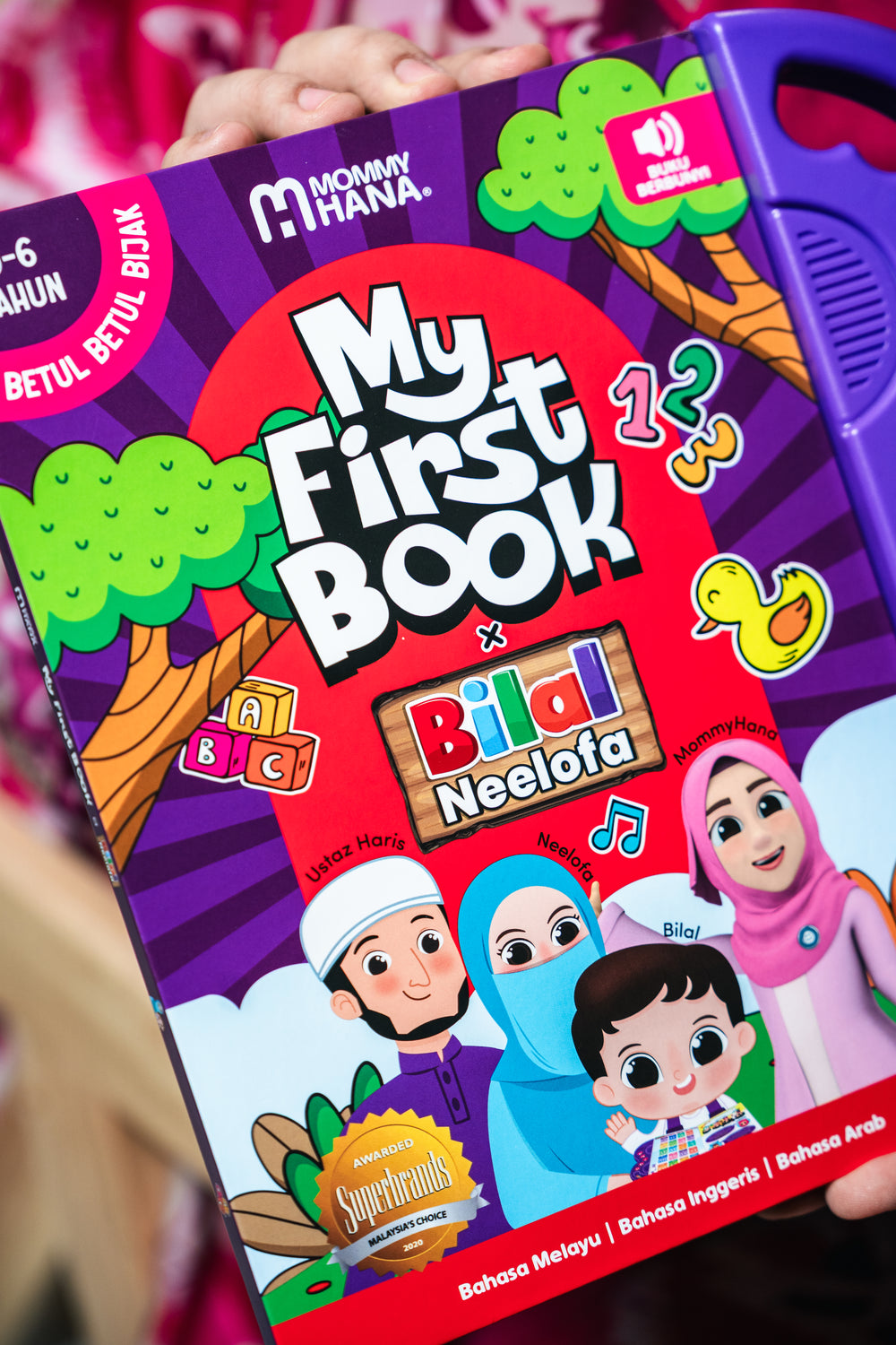 Satu buku, daripada ABC hingga doa harian.